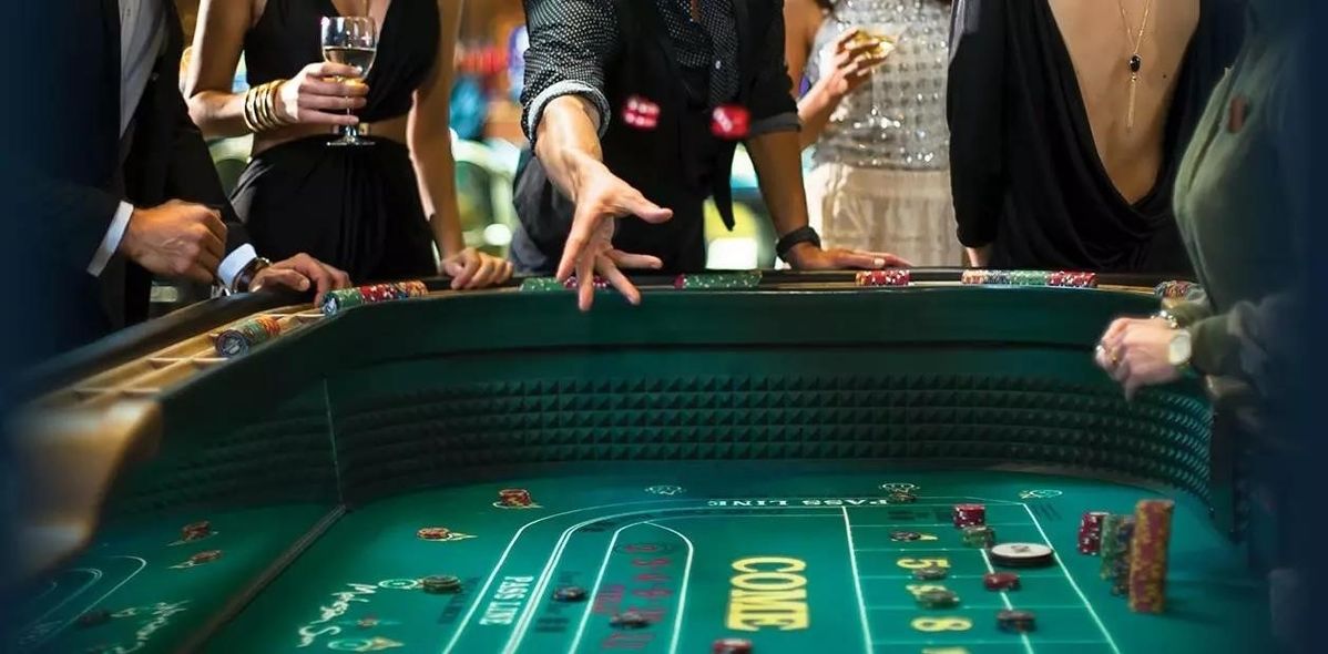 What Types of Shows Are Held at Casinos?